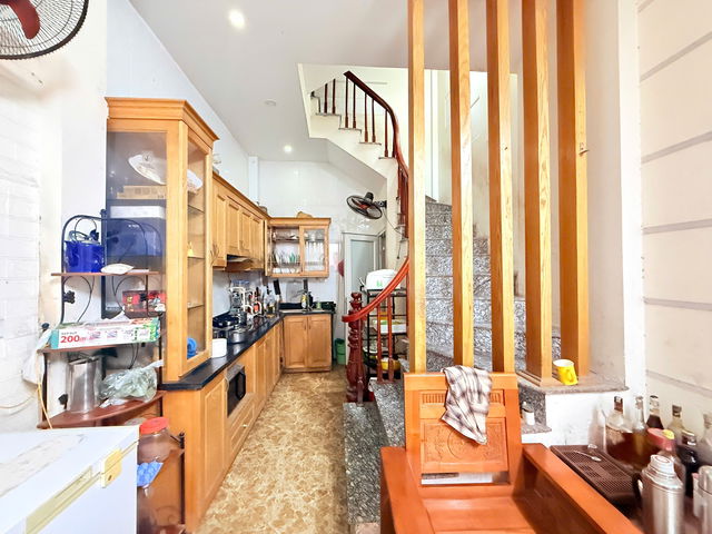 Bán Nhà 6 Tầng Hồ Tây - 2 Mặt Thoáng - Gần Phố - Gần Hồ Tây - Ảnh 2